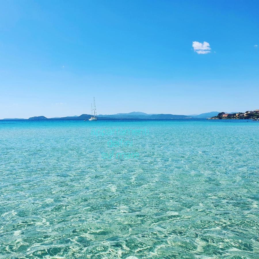 Appartamento Delfini Sul Mare Golfo Aranci Exterior foto