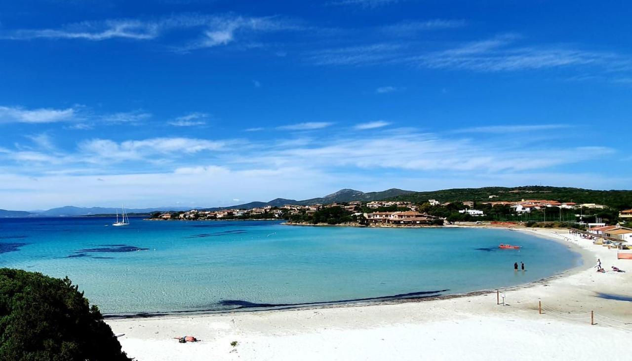 Appartamento Delfini Sul Mare Golfo Aranci Exterior foto